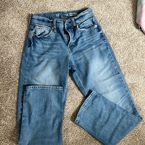 Gap Kids High Rise 90’s Loose Organic Cotton Jean- like new